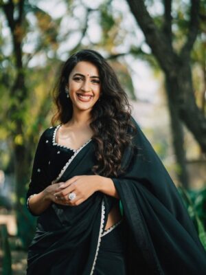 Niharika Konidela Instagram - Laugh like nobody’s watching? 
More like - 
Laugh like nobody has a choice but to watch?
.
@photosbyvishnu @manogna_gollapudi 
@syuti.official @ravi_pasupuleti