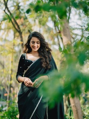 Niharika Konidela Instagram - Laugh like nobody’s watching? 
More like - 
Laugh like nobody has a choice but to watch?
.
@photosbyvishnu @manogna_gollapudi 
@syuti.official @ravi_pasupuleti