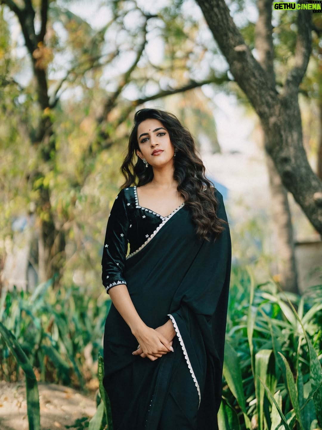 Niharika Konidela - 257.6K Likes - Laugh like nobody’s watching? 
More like - 
Laugh like nobody has a choice but to watch?
.
@photosbyvishnu @manogna_gollapudi 
@syuti.official @ravi_pasupuleti