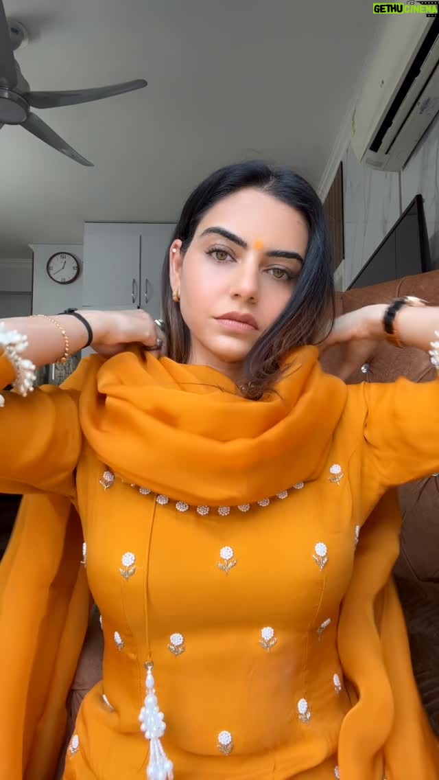 Nisha Bano - 45K Likes - Bindi 😘❤️🧿 #nishabano