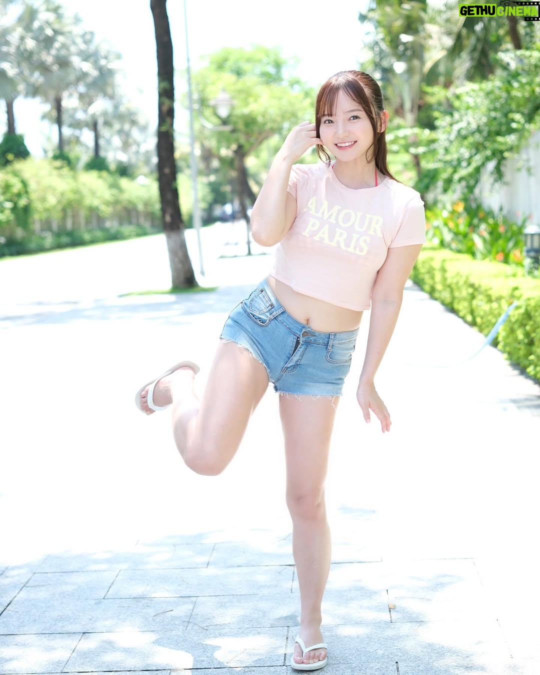 Nishinaga Ayana - 6K Likes - 49thDVD👙
9月発売ですっ🇻🇳♡

ベトナムで食べたミークアンもアボカドコーヒーも
すっごくおいしかった〜🤤

.

#グラビア#グラビアアイドル#ベトナム#ベトナム旅行#ダナン#beach#Vietnam#gravure#japanesegirl#DaNang