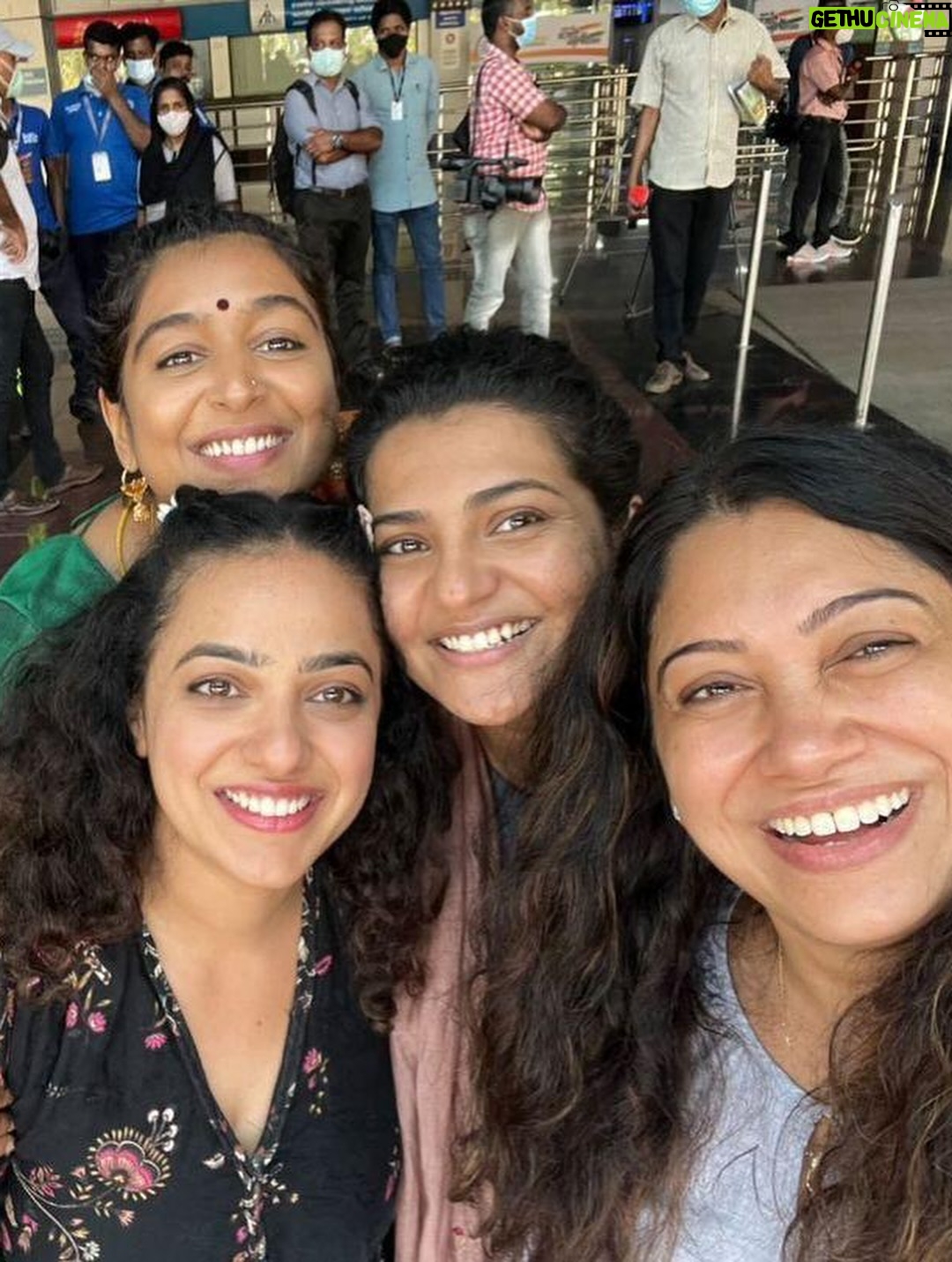 Nithya Menen - 384.5K Likes - Some behind the scenes stuff I had from the shoot. Miss the crazy group - the girls all crammed into one room , which also doubled as the costume room . The boys so afraid to enter that room always :D ‘My’ spot on the couch - which no one sat on ever 🤍:) The early early mornings - driving to location with @sayanoraphilip on most days before the sunrise…. Music on sets always.  But most importantly ,no make up no assistants.. Just a happy bunch , having a lot of fun together.
@wonderwomenfilm @anjalimenonfilms @simply.nadiya @par_vathy @padmapriya_off @sayanoraphilip @archana_padmini @amrutasubhash @_its_me_caroline