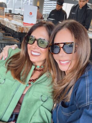 Nohely Arteaga Instagram - Hoy celebramos la vida, un año más de nuestra querida @mariantoduque y a todas las mujeres en su mes. Es maravilloso tenernos, apoyarnos y reconocernos todos los días..🎂🥳
¿Dónde nos reunimos? En @miso_ccs riquisimo!!!
@mariantoduque @villamizarsonia @nohelyarteaga @romeroadriana @doramazzone @vazquezbeatriz