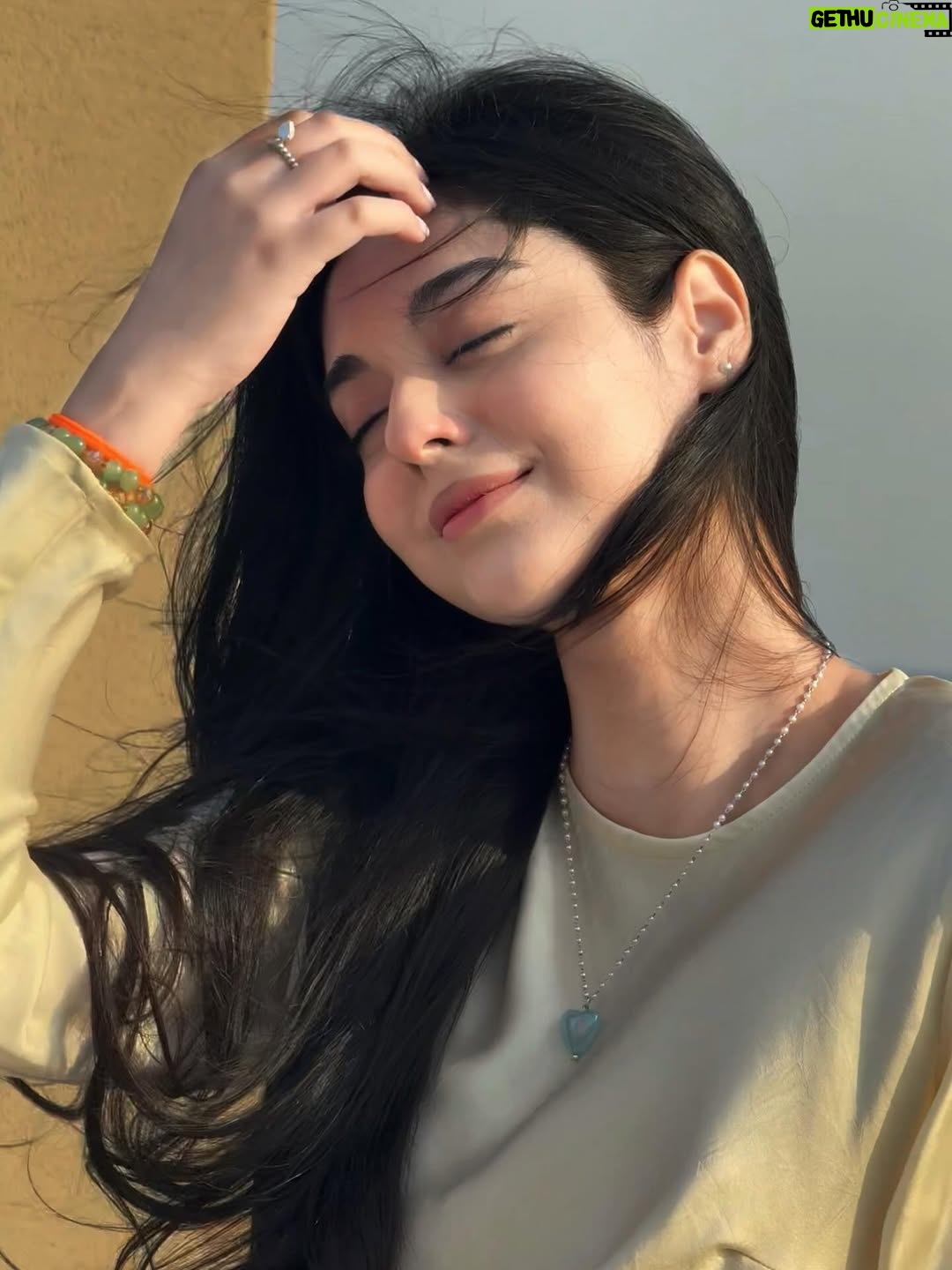 Noor Khan - 202.4K Likes - 