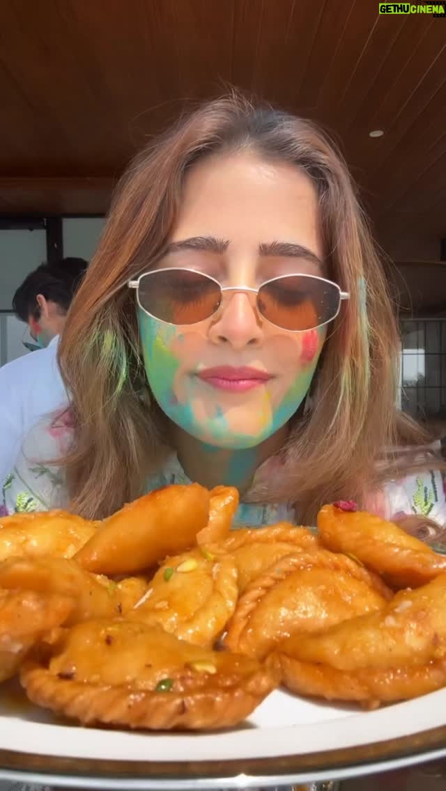 Nupur Sanon - 510.5K Likes - Our first Holi as Mr. & Mrs. with fam 🎨♥️🌈☺️

Wishing you a day full of colours, gujiyaas and happiness and love around with family.✨

Bas aur kya chahiye life mein! 😇🧿🤌🏻

#HappyHoli