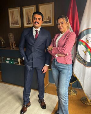Olfat Omar Instagram - فخورة بالشغل مع فريق مميز 
من الانتاج للاخراج للتمثيل العمل بطوله الفنانين ياسمين رئيس واحمد فهمى وداليا مصطفي 🙏❤ والفنان إسلام جمال✨Eslam Gamal 
والمخرج أسامة عرابي🎥 Osama Oraby 
استنونا في مسلسل اسأل روحك ... رمضان 2026 🔥

#اسأل_روحك
#رمضان
#Ramadan
#ramadankareem 
#olfat_omar
#ألفت_عمر ✨ ‪‪@eslamgamalahmed‬‬‪@director_osamaoraby‬by⁩