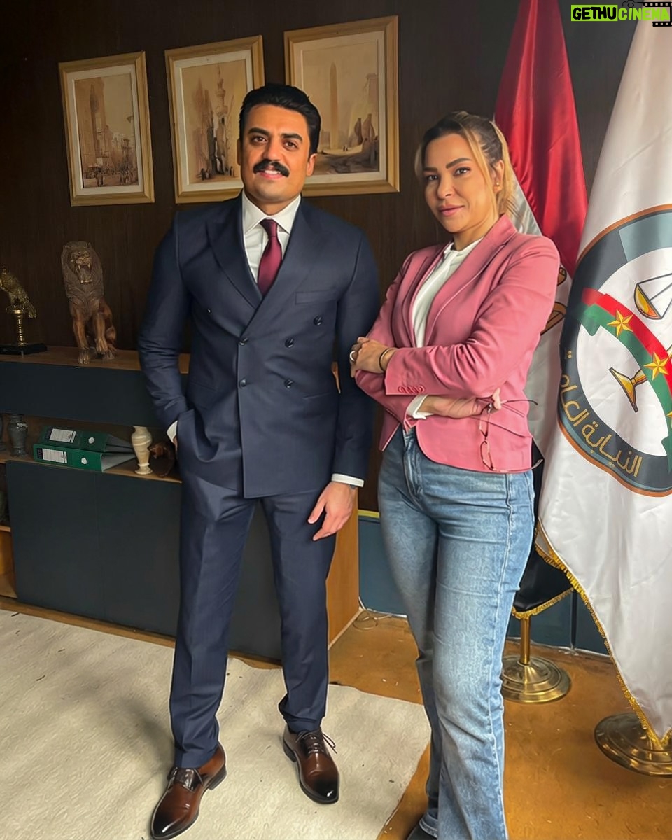 Olfat Omar - 167 Likes - فخورة بالشغل مع فريق مميز 
من الانتاج للاخراج للتمثيل العمل بطوله الفنانين ياسمين رئيس واحمد فهمى وداليا مصطفي 🙏❤ والفنان إسلام جمال✨Eslam Gamal 
والمخرج أسامة عرابي🎥 Osama Oraby 
استنونا في مسلسل اسأل روحك ... رمضان 2026 🔥

#اسأل_روحك
#رمضان
#Ramadan
#ramadankareem 
#olfat_omar
#ألفت_عمر ✨ ‪‪@eslamgamalahmed‬‬‪@director_osamaoraby‬by⁩