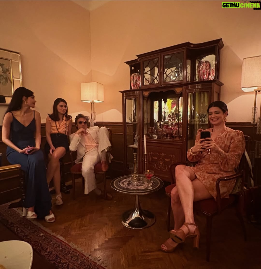 Oya Unustası - 83.1K Likes - Müze’nin parçaları 🤍