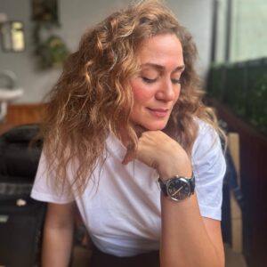 Özge Borak Instagram - 🌺😘