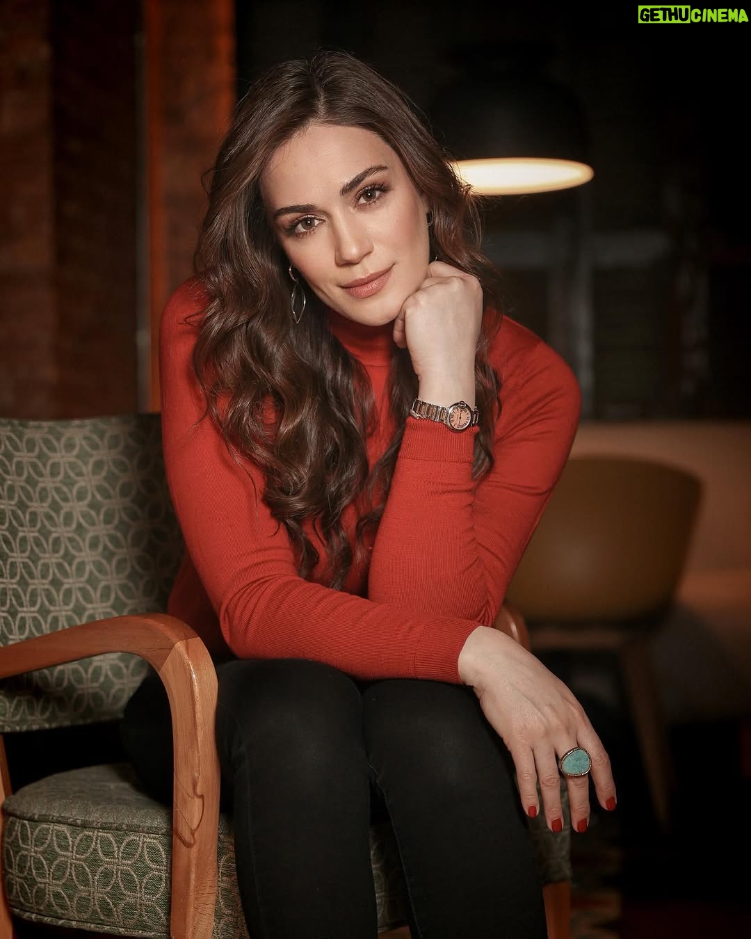 Özge Borak - 13.4K Likes - #tbt ♥️ ☺️ 📷 @ozanguzelce 🙏🏻