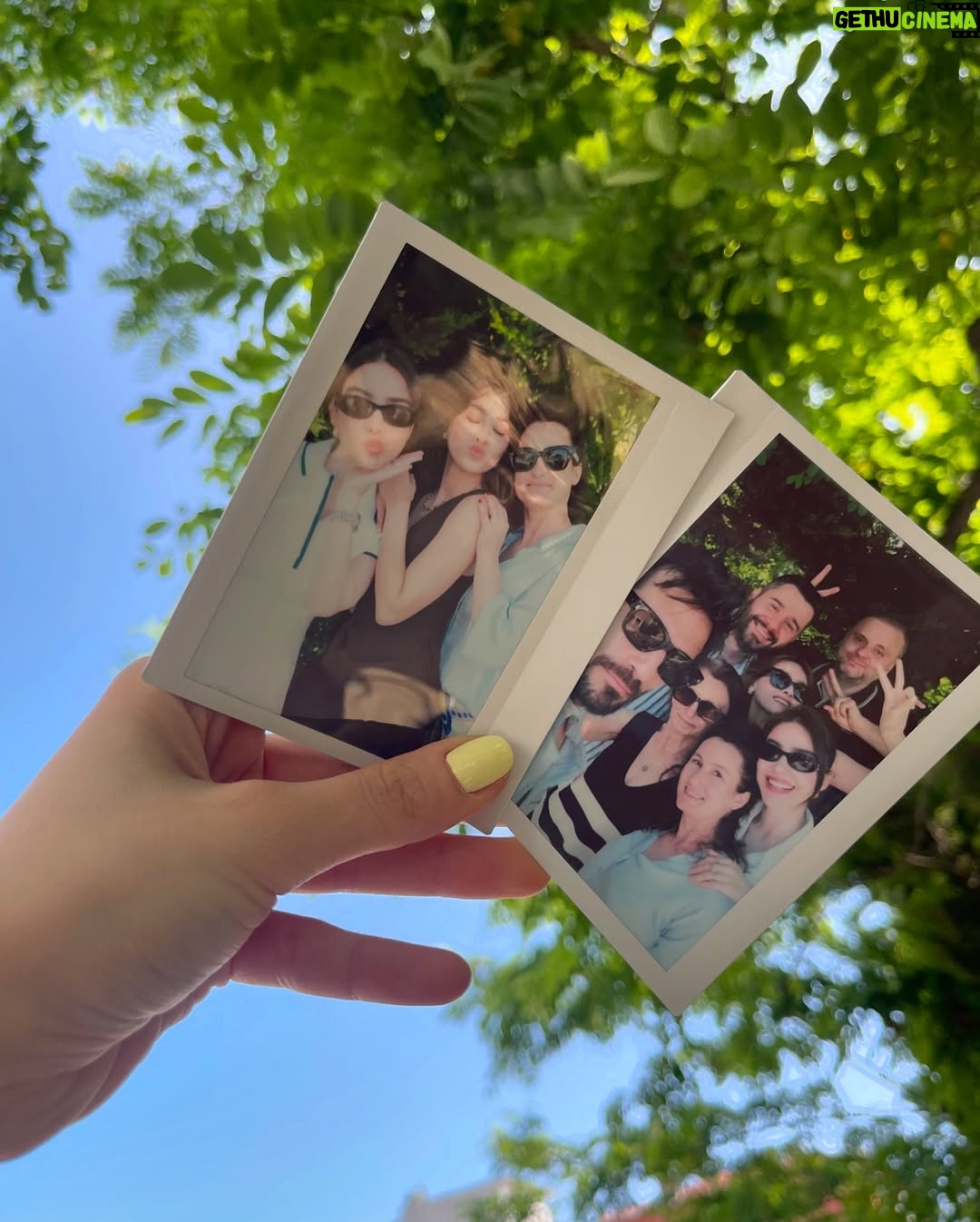 Özge Gürel - 720.5K Likes - Severek ayrıldık ‘25 🥂♥️ umarım mesajı almışsındır ‘26 🫠#vedaetmekuzunsürdübirazdaüşendim 😎