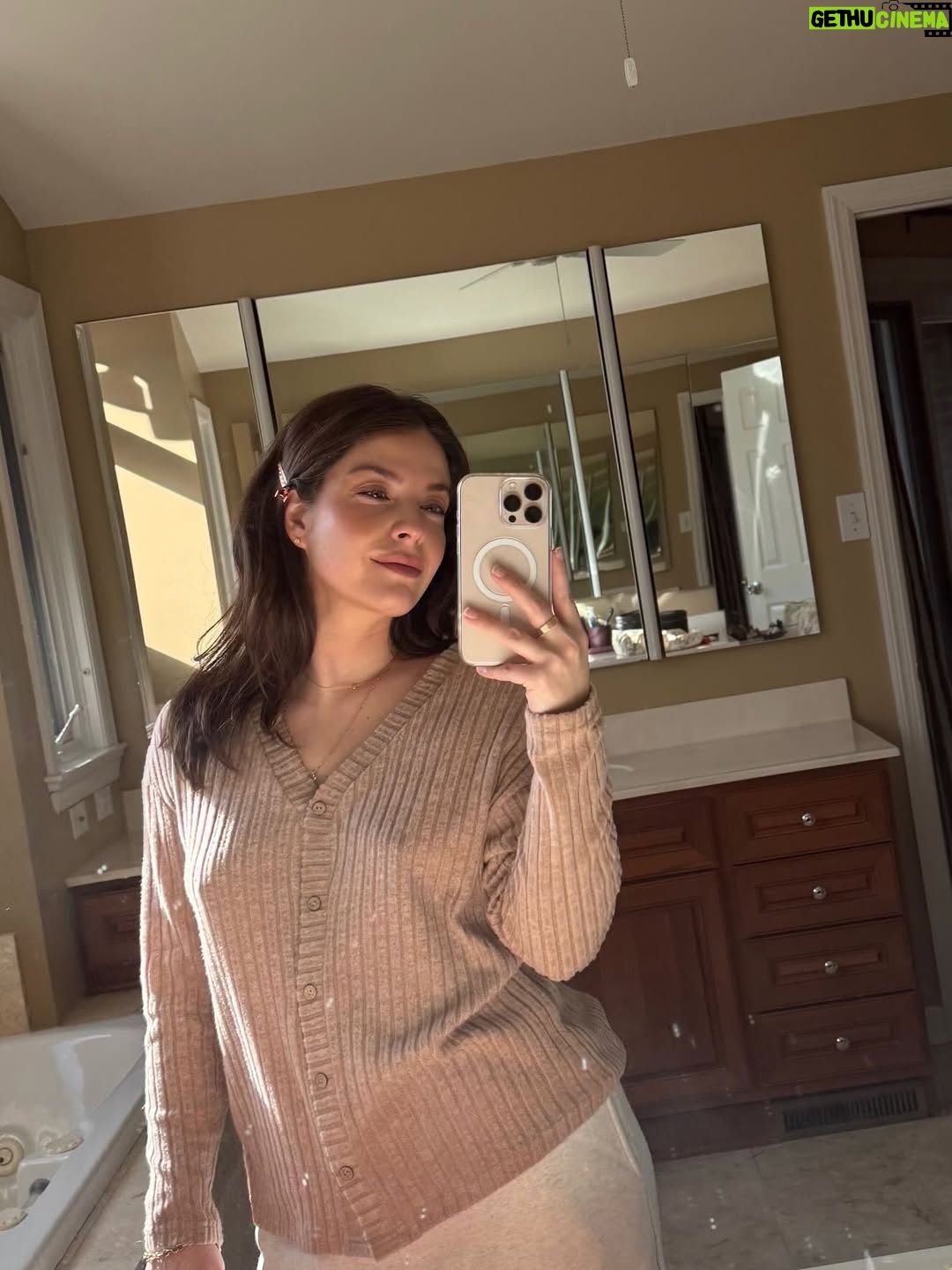Paige Spara - 17.6K Likes - Pittsburgh ✨