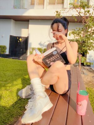 Pailin Rattanasangsatian Instagram - Just Be Better Than Who You Are Yesterday ✨💓☘️

#HHYSS #HappyYourSelf #selflove #flexyourfemininity #shesthatgirl