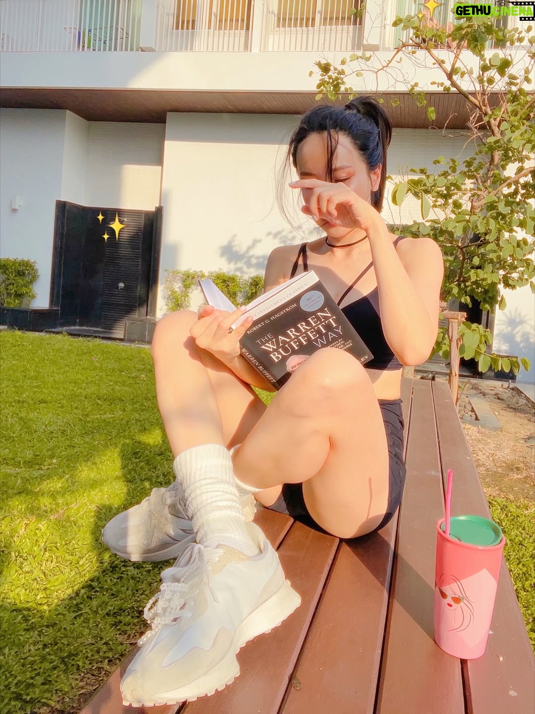 Pailin Rattanasangsatian - 564 Likes - Just Be Better Than Who You Are Yesterday ✨💓☘️

#HHYSS #HappyYourSelf #selflove #flexyourfemininity #shesthatgirl