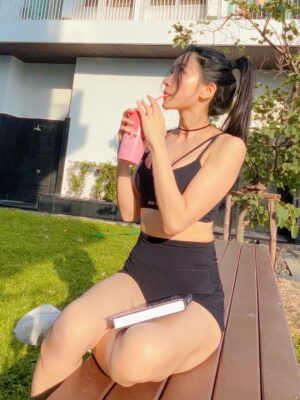 Pailin Rattanasangsatian Instagram - Just Be Better Than Who You Are Yesterday ✨💓☘️

#HHYSS #HappyYourSelf #selflove #flexyourfemininity #shesthatgirl