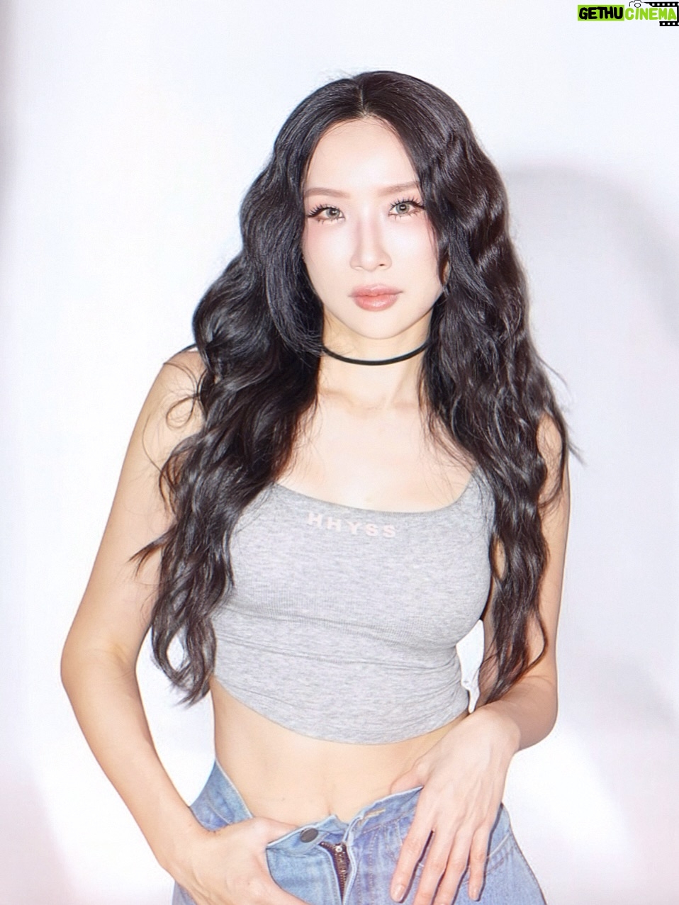 Pailin Rattanasangsatian - 286 Likes - You’ll never know what you’re capable of until you begin.. HHYSS ONE ✨💕☘️ 

#HWAHWALEECHAN #HHYSS #HappyYourSelf #flexyourfemininity #shesthatgirl 

Makeup @gwenmakeup 
Hair @miemakeupandhair 
False lashes @babylashes