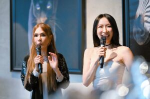 Pailin Rattanasangsatian Instagram - Thank you พี่อุ๋ย for having me at such a beautiful and meaningful moment.🐴🫶🏻
Every beautiful piece you shared was truly inspiring to all of us. ✨🦄

HH loves the art exhibition
“REMEMBER THE LIGHT”

Reconnect with yourself…
Trust what you truly hear within.

YOU ARE MAGIC ✨

By @athi777 #athis

#HWAHWALEECHAN #HappyYourSelf #selflove #TheEarthWithoutArtIsJustEh