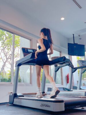 Pailin Rattanasangsatian Instagram - Love yourself enough to build a future you’re proud to live in 🌿
Discipline your habits, nourish your soul, stay in your lane—and protect your energy ✨ 

#HWAHWALEECHAN #HHYSS #HappyYourSelf