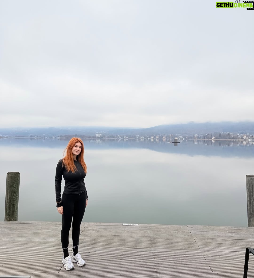 Palina Rojinski - 37.3K Likes - Anzeige| Es war mal wieder Zeit für Detox! Danke Vivamayr für Suppe, Leberdetoxtee, Ruhe, Entgiftung, Infusionen, Hydrobäder, Elektrolyse Fußbäder, Saunagänge, Cryosauna, IHHT Sauerstofftherapien, Yoga, schöne Spaziergänge, Sonnenuntergänge, ganz viel Fürsorge, frische Luft und dafür, dass ich entladen und sehr gut aufgeladen bin ♥️ 

@vivamayrmariawoerth 💌 #vivamayrmariawoerth