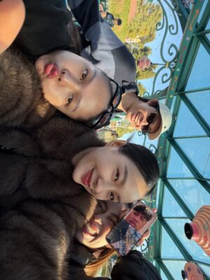 Pansa Vosbein Instagram - 🎠🎡🎢⛲️~*

#YSLxMilkPansa 
#YSL #MilkPansa
#YvesSaintLaurent
#SaintLaurent