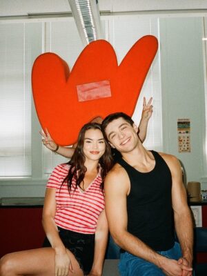 Paris Berelc Instagram - you can finally experience the epic love story of Sean & Flora. my superstar shines (Asher) ❤️ go watch #kissingistheeasypart now streaming on @tubi 💋