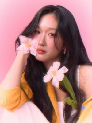 Pariya Piyapanopas Instagram - Be mine, Valentine.