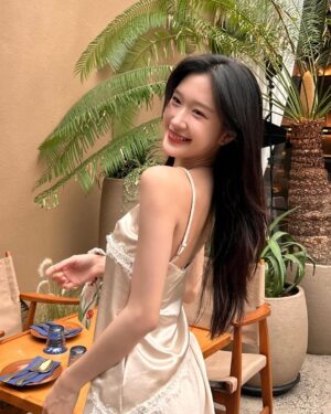 Pariya Piyapanopas Instagram - 🌷🎞️🍯~