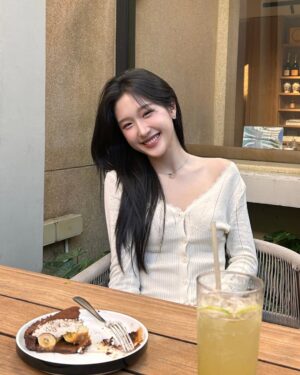 Pariya Piyapanopas Instagram - ☕️