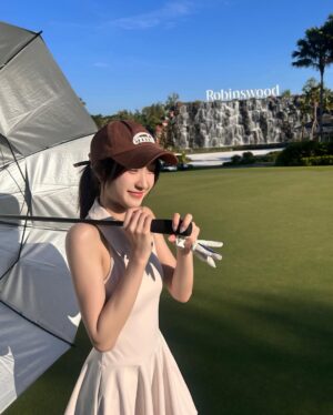 Pariya Piyapanopas Instagram - 🌞