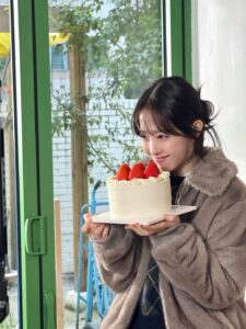 Actress Park Bo-young HD Photos and Wallpapers November 2025