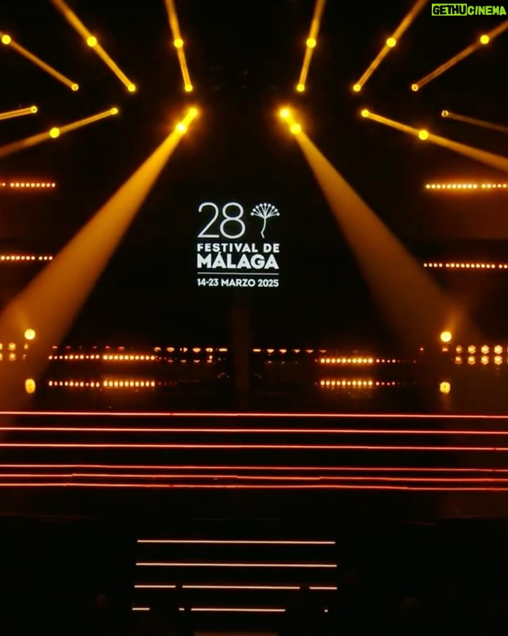 Patricia Montero - 20.2K Likes - Suena el teléfono, me llama mi repre @lula_duhalde y me dice: “Quieren que seas la presentadora de la gala de inauguración del Festival de Málaga.” 🎤 💫 Y, ¡guau! Después de más de 5 años sin venir, regresar así ha sido un auténtico regalo 💝 

🎥 Málaga fue mi primera casa en el audiovisual. Aquí, en Canal Sur, tuve mi 1ª oportunidad en una serie de tv con Rocío Casi Madre hace casi 20 años, y volver ahora para presentar esta gala ha sido tremendamente especial. Sentir el calor del público, celebrar estos 28 años de festival y poner en valor cómo el cine nos transforma ha sido un sueño. 

🎬 La cultura es el camino y Málaga el destino 🌊 

No me extraña su éxito, porque el equipo y la organización que hay detrás aman el cine, aman lo que hacen. Y ha sido un auténtico lujo y placer trabajar con ellos. Gracias por arroparme así. ¡Os llevo en el corazón! ❤️

@festivalmalaga 
@veddermedia 
#28FestivalMalaga

👗 @rubenhernandezcostura_ 
👠  @magritshoes 
💎 @dinhvanparis 
💄 @angierodriguezmuah