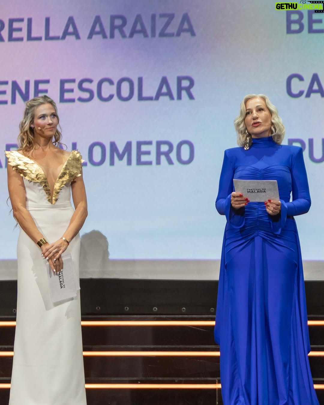 Patricia Montero - 20.2K Likes - Suena el teléfono, me llama mi repre @lula_duhalde y me dice: “Quieren que seas la presentadora de la gala de inauguración del Festival de Málaga.” 🎤 💫 Y, ¡guau! Después de más de 5 años sin venir, regresar así ha sido un auténtico regalo 💝 

🎥 Málaga fue mi primera casa en el audiovisual. Aquí, en Canal Sur, tuve mi 1ª oportunidad en una serie de tv con Rocío Casi Madre hace casi 20 años, y volver ahora para presentar esta gala ha sido tremendamente especial. Sentir el calor del público, celebrar estos 28 años de festival y poner en valor cómo el cine nos transforma ha sido un sueño. 

🎬 La cultura es el camino y Málaga el destino 🌊 

No me extraña su éxito, porque el equipo y la organización que hay detrás aman el cine, aman lo que hacen. Y ha sido un auténtico lujo y placer trabajar con ellos. Gracias por arroparme así. ¡Os llevo en el corazón! ❤️

@festivalmalaga 
@veddermedia 
#28FestivalMalaga

👗 @rubenhernandezcostura_ 
👠  @magritshoes 
💎 @dinhvanparis 
💄 @angierodriguezmuah