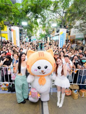 Pattranite Limpatiyakorn Instagram - ขอบคุณ Eucerin ที่เลือกให้เป็น Face of Confidence ระดับ ASEAN นะคะ ดีใจและภูมิใจมากจริง ๆ 🫶

ไม่ว่าจะสิวซีรีส์ สิวออกกอง สิวของหวาน ก็ไม่กลัวละ เพราะ Eucerin DermoPure Clinical จัดการทุกปัญหาสิว และรอยสิวอย่างมั่นใจ สิวไหนก็ไม่กลัวแล้วค่า 💚😌

#TreatWithConfidence
#จัดการทุกปัญหาสิวและรอยสิวอย่างมั่นใจ
#EucerinDermoPureClinical
#EucerinThailand