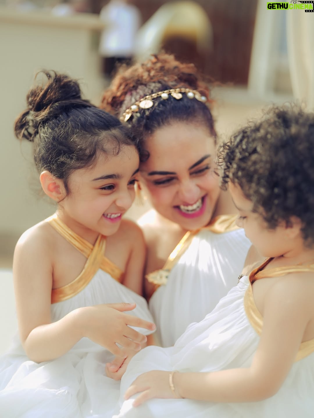 Pearle Maaney - 517.6K Likes - Me : Wanna Twin with Mommy ? 
Nitu & Nila : Yes! 
  Me : Lesgooo! 

Cruise 🚢 
@disneycruiselinesg #disneyadventure 

Click @pearle_productions 
All of us Wearing @_susan_lawrence_ ❤️
.
Lashes by @browstrokes.in