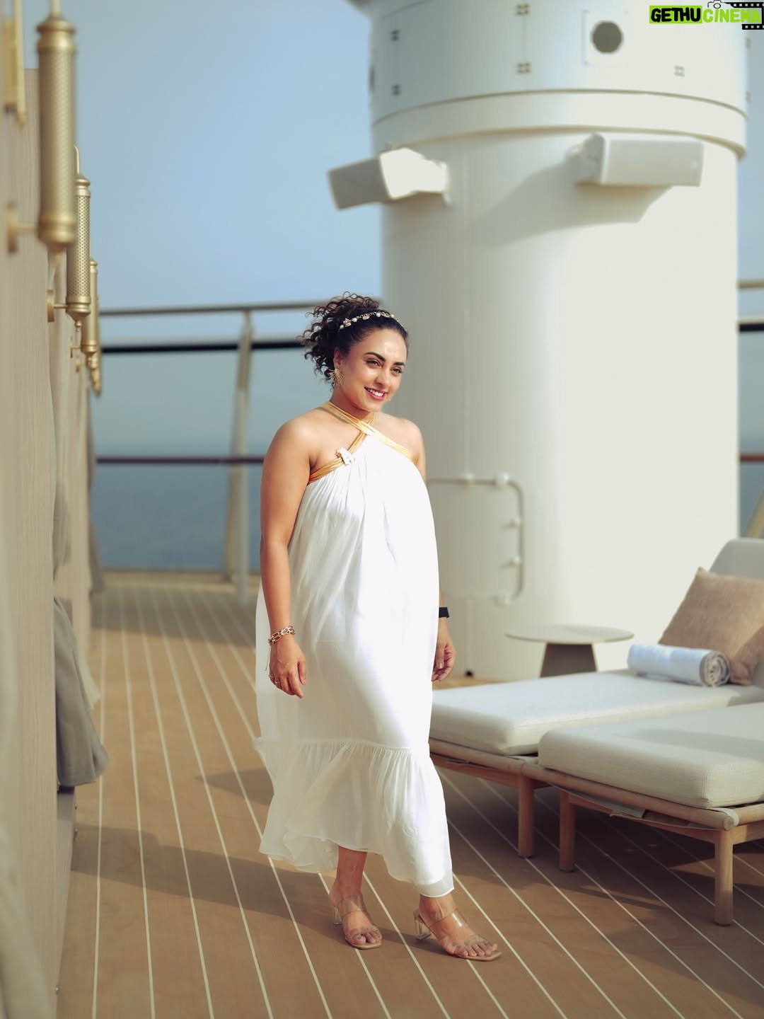 Pearle Maaney - 517.6K Likes - Me : Wanna Twin with Mommy ? 
Nitu & Nila : Yes! 
  Me : Lesgooo! 

Cruise 🚢 
@disneycruiselinesg #disneyadventure 

Click @pearle_productions 
All of us Wearing @_susan_lawrence_ ❤️
.
Lashes by @browstrokes.in