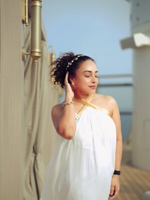 Pearle Maaney Instagram - Me : Wanna Twin with Mommy ? 
Nitu & Nila : Yes! 
  Me : Lesgooo! 

Cruise 🚢 
@disneycruiselinesg #disneyadventure 

Click @pearle_productions 
All of us Wearing @_susan_lawrence_ ❤️
.
Lashes by @browstrokes.in