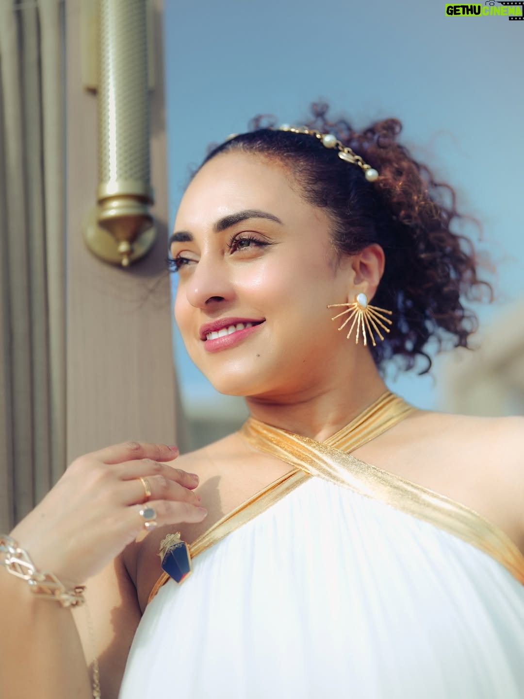 Pearle Maaney - 517.6K Likes - Me : Wanna Twin with Mommy ? 
Nitu & Nila : Yes! 
  Me : Lesgooo! 

Cruise 🚢 
@disneycruiselinesg #disneyadventure 

Click @pearle_productions 
All of us Wearing @_susan_lawrence_ ❤️
.
Lashes by @browstrokes.in