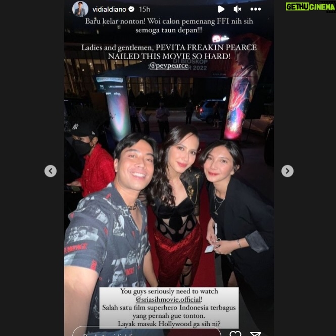 Pevita Pearce - 276.8K Likes - Malam sebelumnya baru aja janjian sama Naya untuk main kerumah... ternyata besoknya lo udah istirahat duluan... Vidi, lo adalah salah satu orang terbaik yang pernah gw kenal, selalu penuh tawa, canda, & positivity dimanapun kapanpun dalam situasi apapun. Thank you for all the love & memories.

Dari kita dulu kita masih 16 tahun udah main bareng, tumbuh bareng bareng di industri ini (shooting bareng beberapa project dari subuh sampai subuh) dan kemarin pas lo ke Kuala Lumpur pun ditengah tengah kesibukan lo, lo masih sempetin buat main dan ketemu... ketulusan hati lo bener bener ngga ada duanya ♥️

Selamat jalan Vidi... until we meet again.