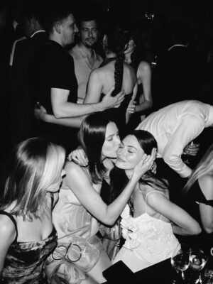 Phoebe Tonkin Instagram - a year of kissing