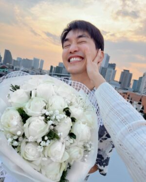 Pichukkana Wongsarattanasin Instagram - Happy Valentine’s Day. ❤️🌹 @p_namtarn I love you 24/7, 365 🥰 13 ปีแล้ว น้องคนดี คนเดิม ตลอดไป เดือนหน้าไปเที่ยวกันนะ ❤️