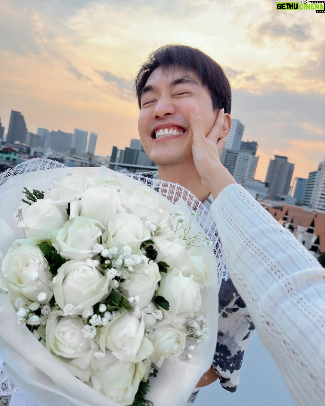 Pichukkana Wongsarattanasin - 133.8K Likes - Happy Valentine’s Day. ❤️🌹 @p_namtarn  I love you 24/7, 365 🥰  13 ปีแล้ว  น้องคนดี คนเดิม ตลอดไป เดือนหน้าไปเที่ยวกันนะ ❤️