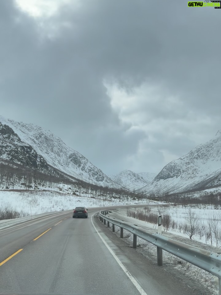 Pichukkana Wongsarattanasin - 67.3K Likes - The Norway trip begins. 💕 🌲🌥️❄️🚙🥰 เริ่มเลยยยย~  ช้ำตั้งแต่วันแรกเลย เหมือนโดนลวงมา 5555 😂😂