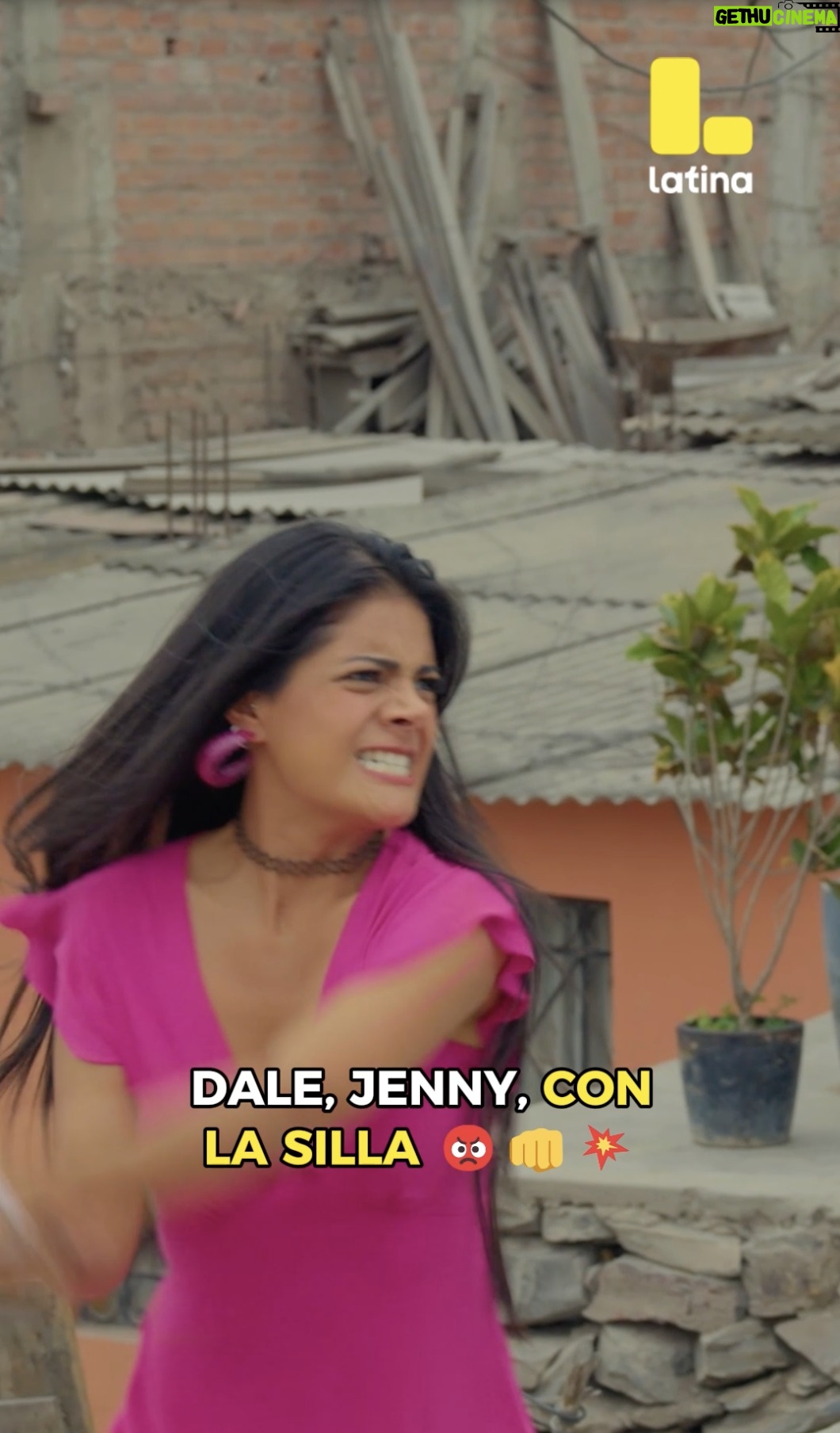 Pierina Carcelén - 3.7K Likes - QUE LE DE MÁS FUERTE, SE LO MERECE 😡👊🔪 | VALENTINA VALIENTE
👉No te pierdas #ValentinaValiente de lunes a viernes a las 8:00 pm💛💚