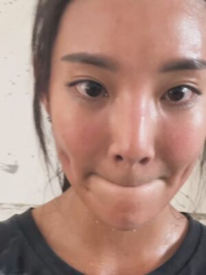 PinZi Instagram - 看到行事曆有空，鑰匙抓了就出門
雖然只能來一天，但還是想盡點心力

現在的花蓮還是非常需要大家的幫忙
如果你也有空的話，歡迎一起前往協助
對我來說幫助人真的是一件非常開心的事情
所以今天的我充滿能量！也看到了很多熱血充滿能量的人從臺灣各地前來，超級感動 
雖然我們大家都不相識但一樣可以互相照應、關心 時不時還會塞水塞糖果，真的謝謝你們！