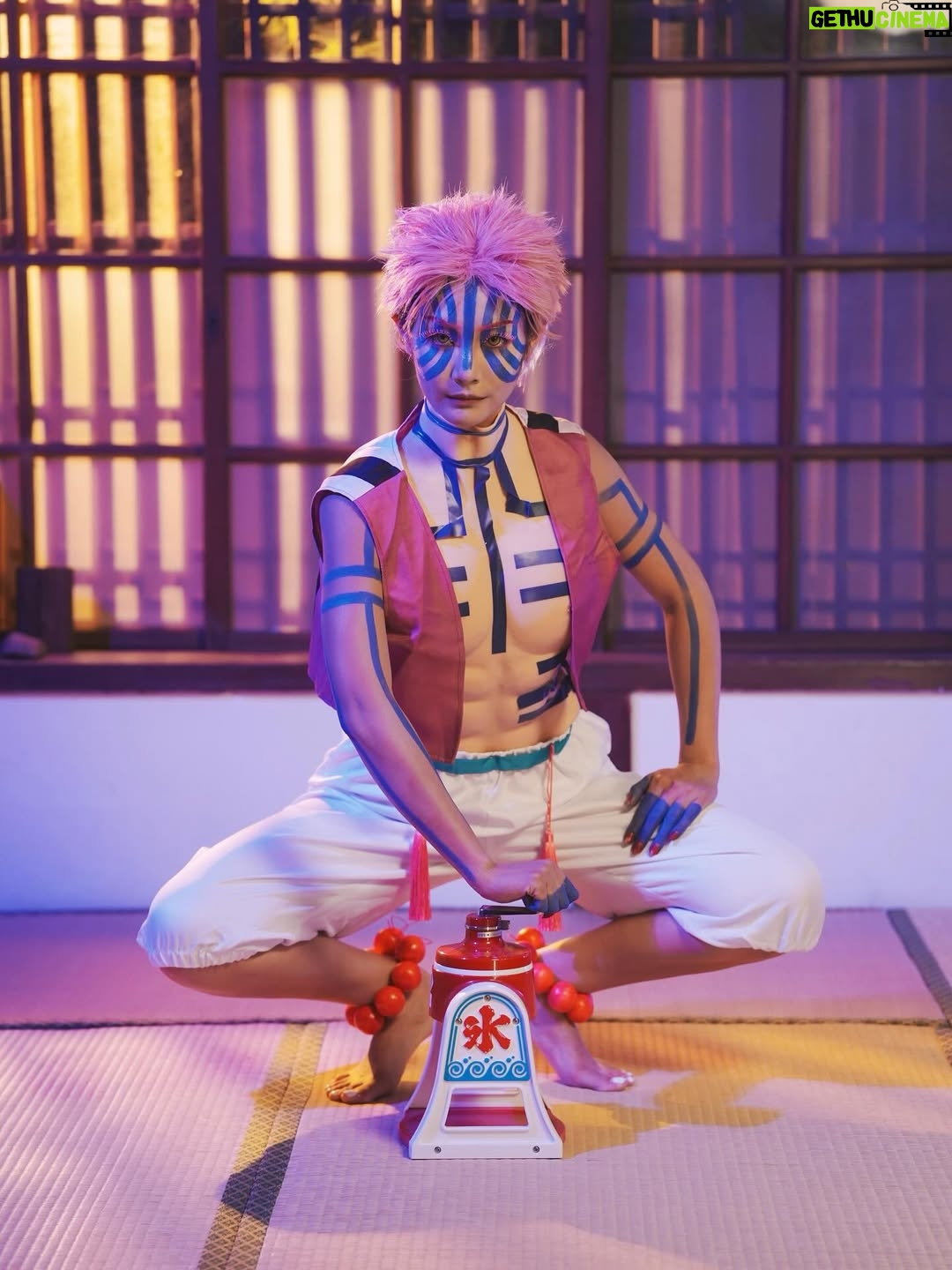 PinZi - 50.9K Likes - 想一想覺得照片沒有發好可惜！
所以還是挑了幾張丟上來給大家看看(╯✧∇✧)╯
雖然有幾張比較奇怪一點…
#cosplay #cover #anime #japan  #鬼滅の刃イラスト #鬼滅之刃 #akaza