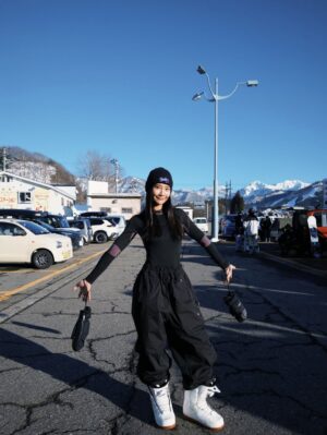 PinZi Instagram - 我今天有認真滑雪喔(☆_☆)
#snow #snowboard #skiing