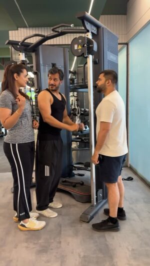 Prachi Tehlan Instagram - Legs work out, ummhmmm

🎥 @aaayuuusssh 

#rjashishsharma #workout #gymbuddy #muscle #gymcrush