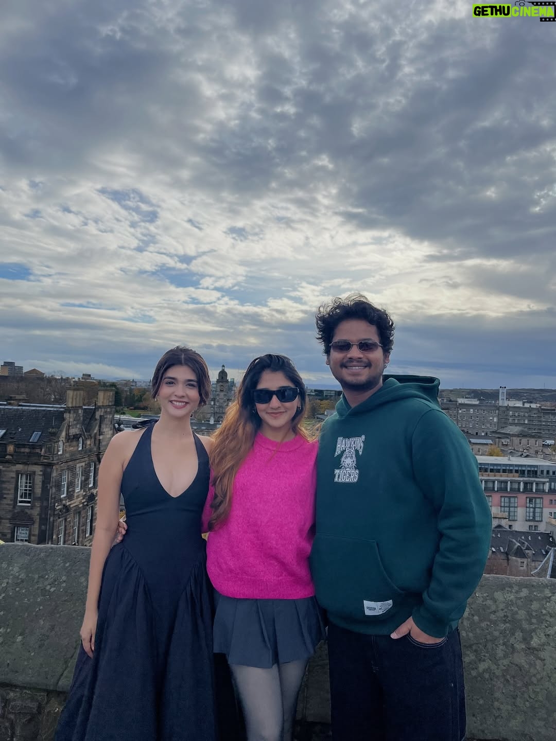 Pranali Rathod - 806.5K Likes - 10 days of laughter and loads of adventure🎃🎄❤️