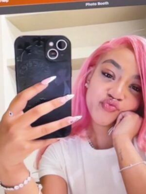 Priah Ferguson Instagram - obsessed 🩰🎀
