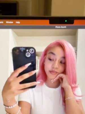 Priah Ferguson Instagram - obsessed 🩰🎀